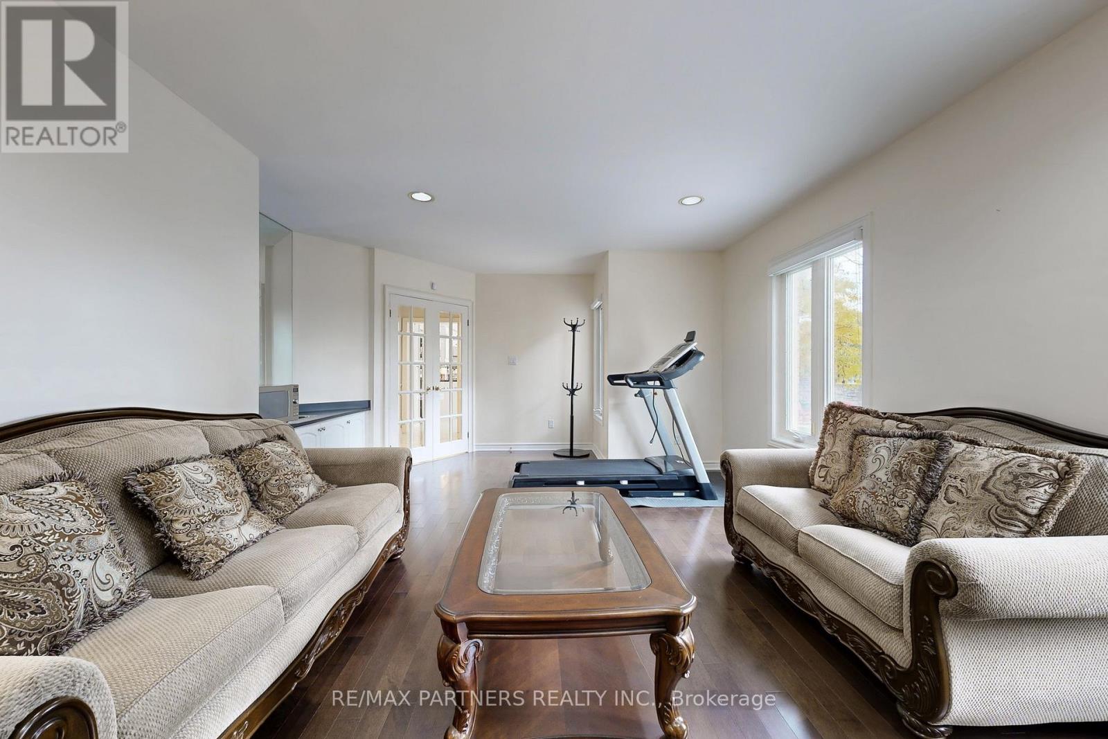 46 Green Ash Crescent, Richmond Hill, Ontario  L4B 3S1 - Photo 8 - N12495808