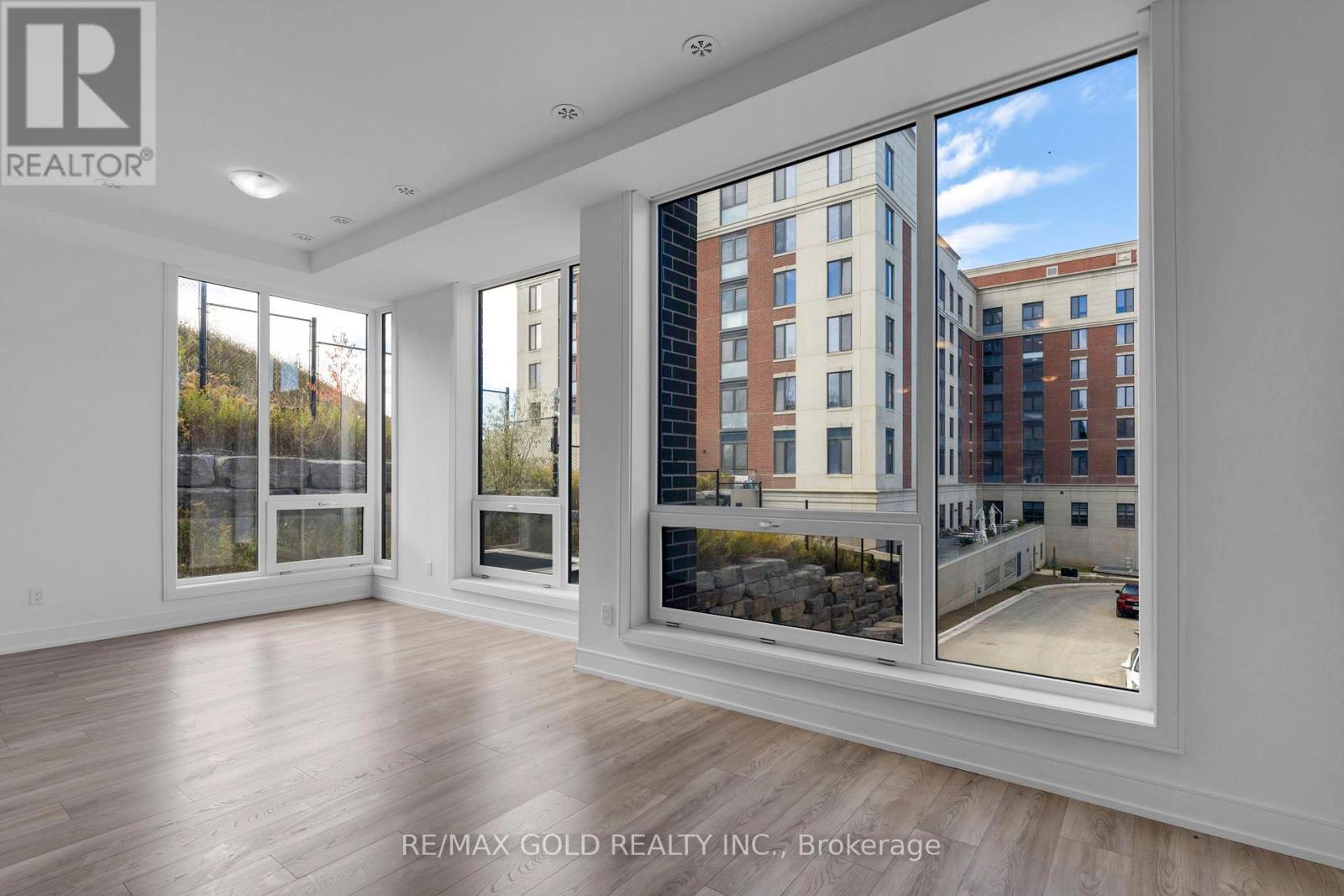 2303 - 26 Desiree Place, Caledon, Ontario  L7E 4L2 - Photo 10 - W12463590