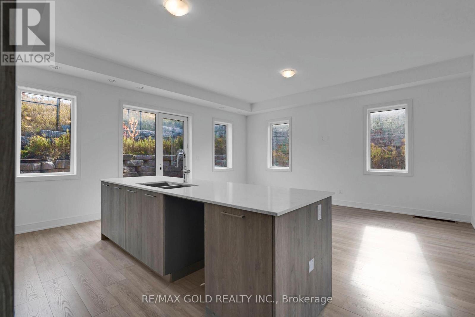 2303 - 26 Desiree Place, Caledon, Ontario  L7E 4L2 - Photo 14 - W12463590