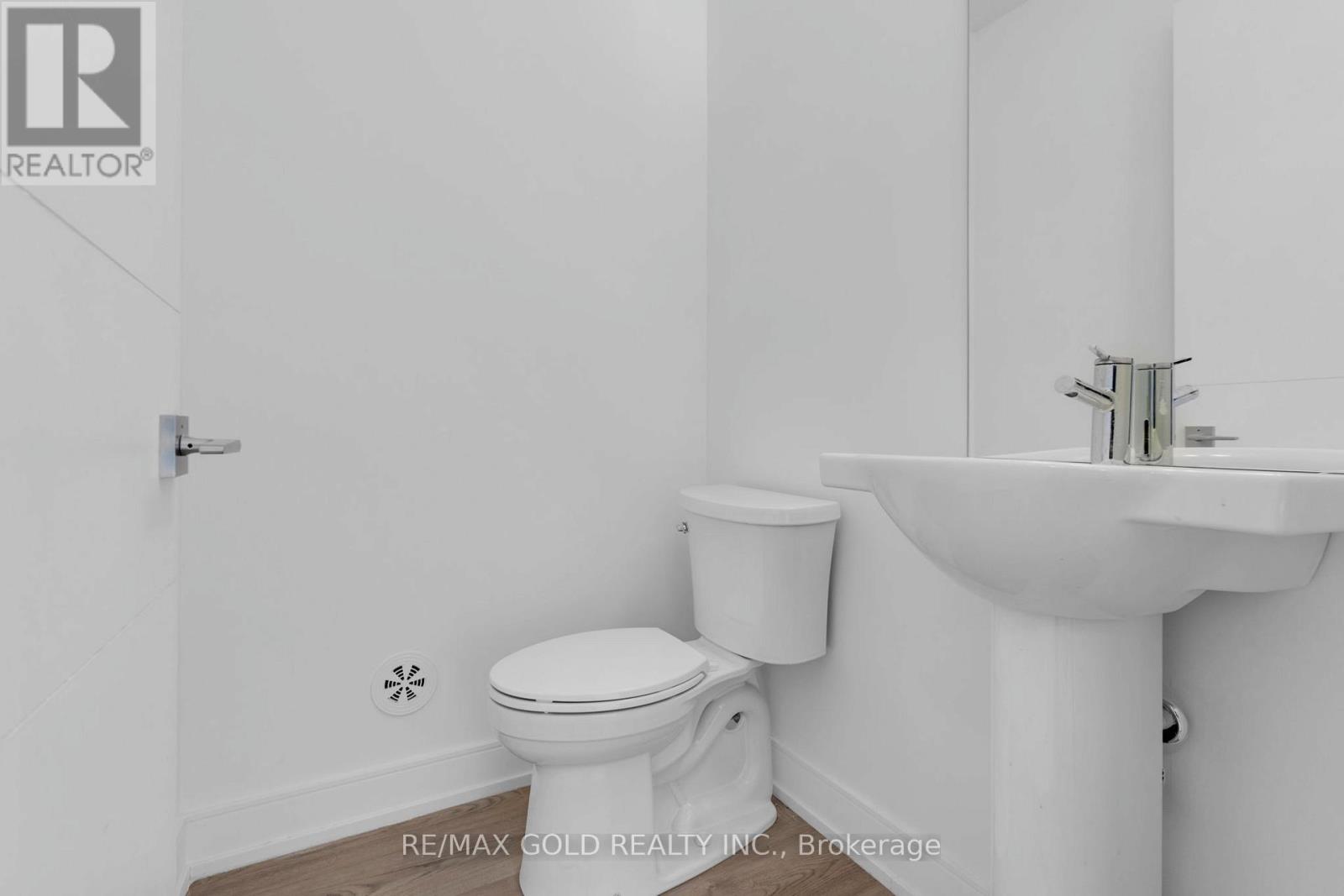 2303 - 26 Desiree Place, Caledon, Ontario  L7E 4L2 - Photo 8 - W12463590