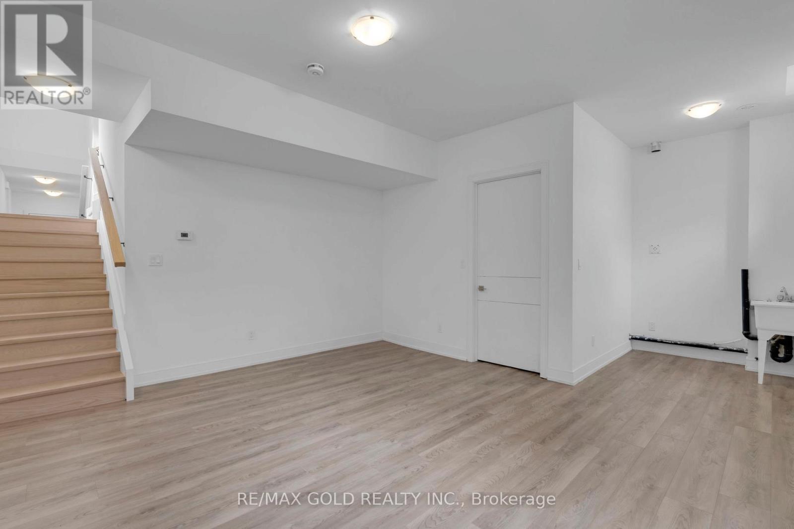 2303 - 26 Desiree Place, Caledon, Ontario  L7E 4L2 - Photo 5 - W12463590