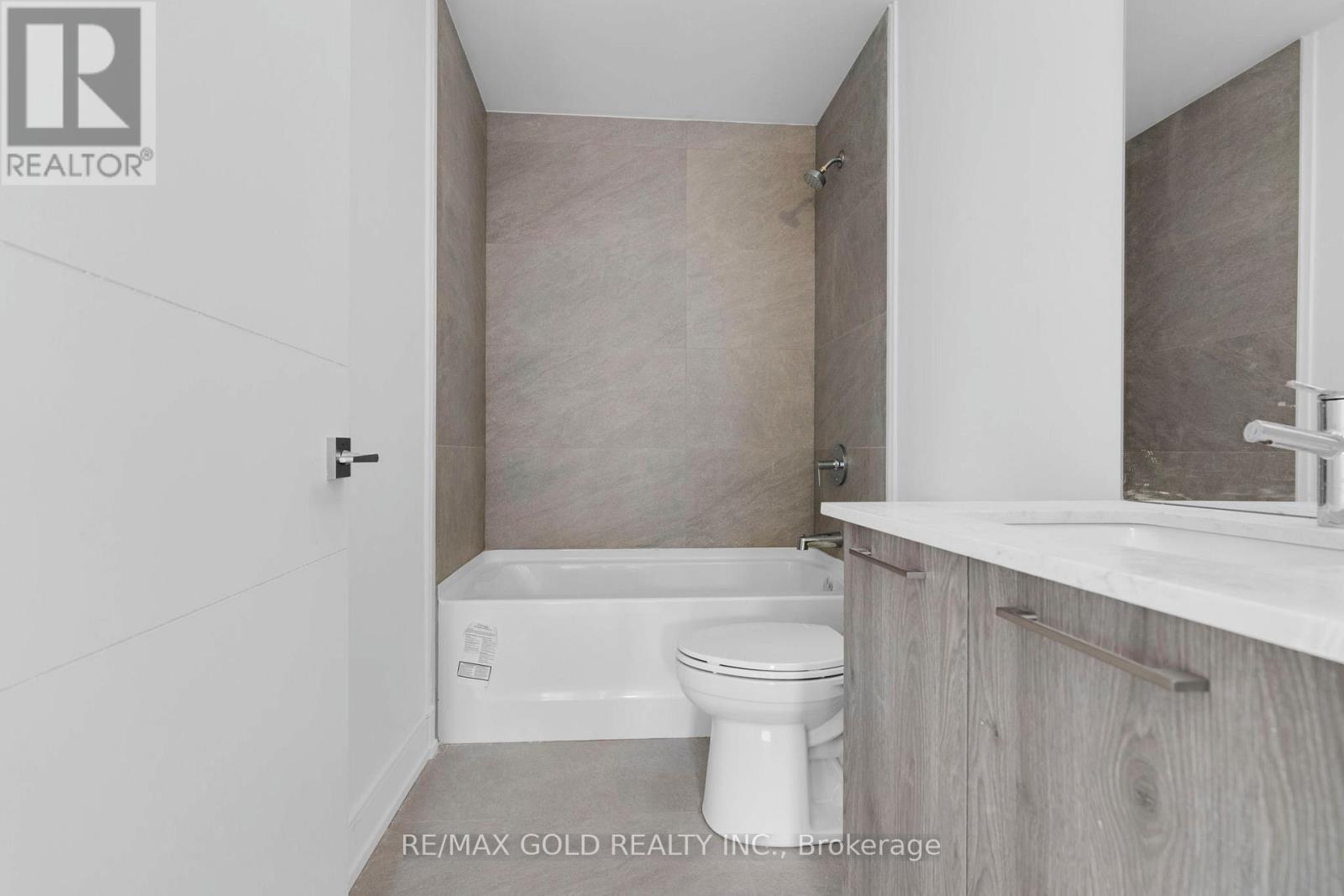 2303 - 26 Desiree Place, Caledon, Ontario  L7E 4L2 - Photo 20 - W12463590