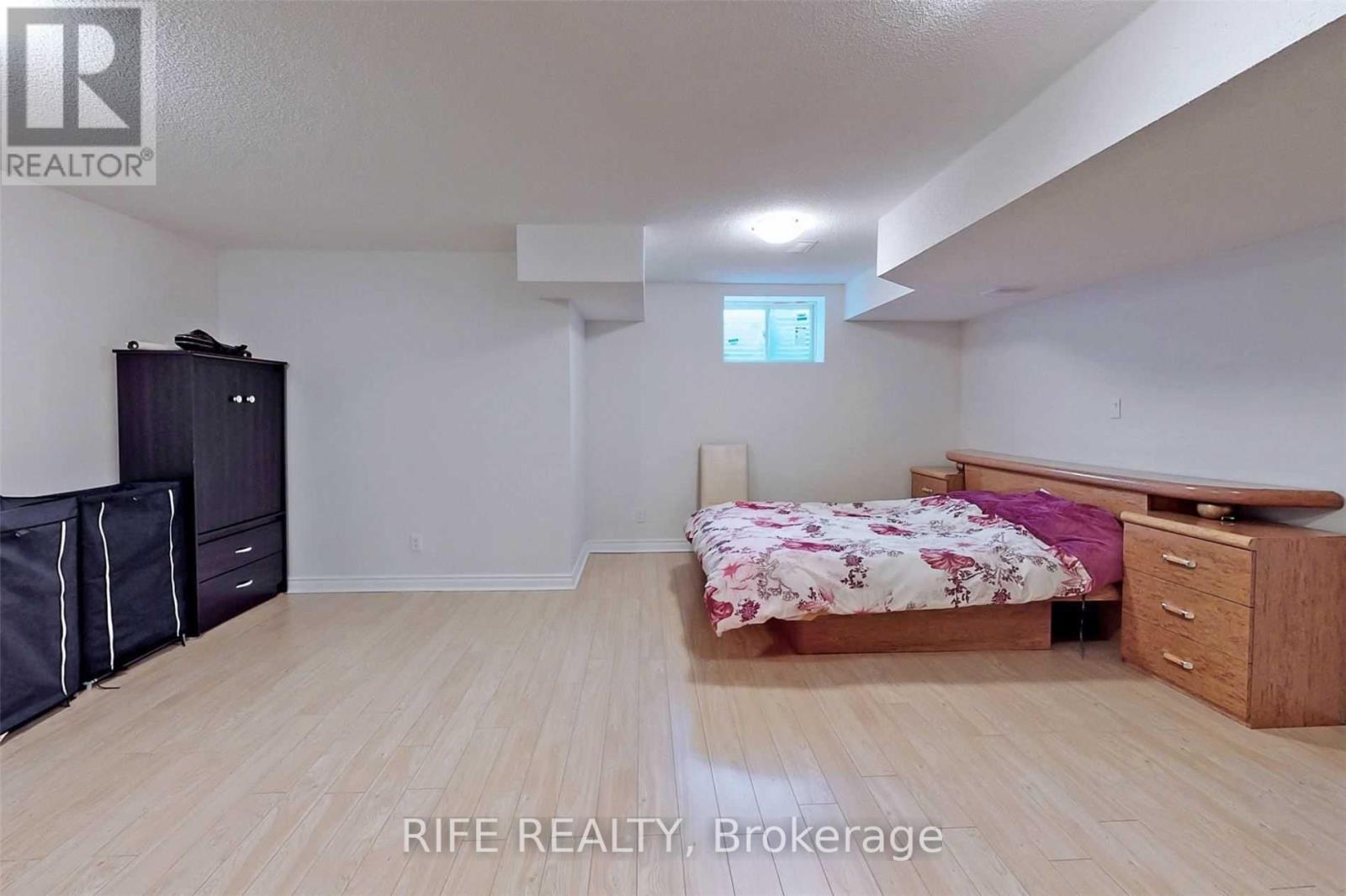 81 Old Kennedy Road, Markham, Ontario  L3R 0L6 - Photo 6 - N12500978