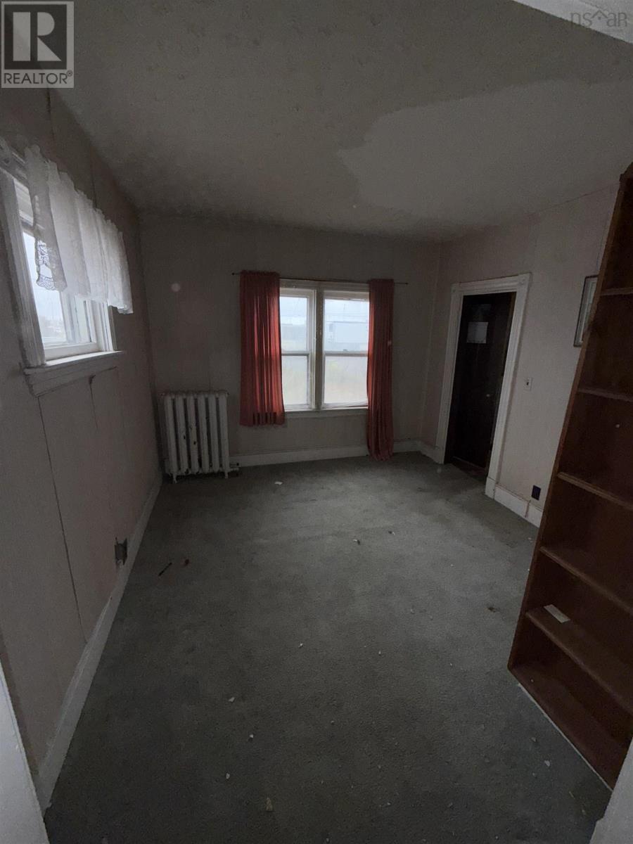 477 Townsand Street, Sydney, Nova Scotia  B1P 5G5 - Photo 11 - 202527066