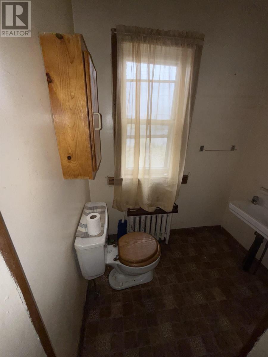 477 Townsand Street, Sydney, Nova Scotia  B1P 5G5 - Photo 16 - 202527066