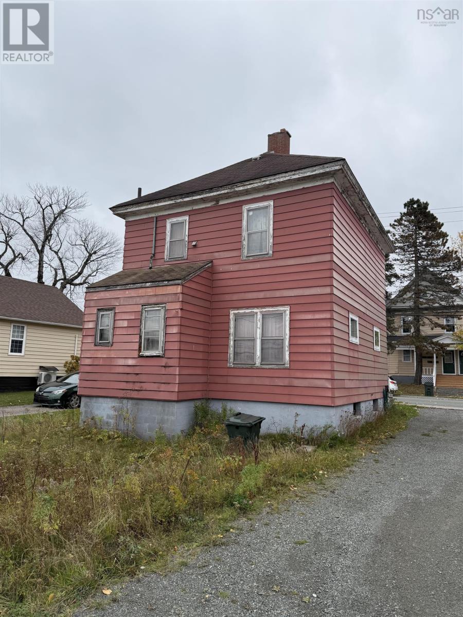 477 Townsand Street, Sydney, Nova Scotia  B1P 5G5 - Photo 4 - 202527066