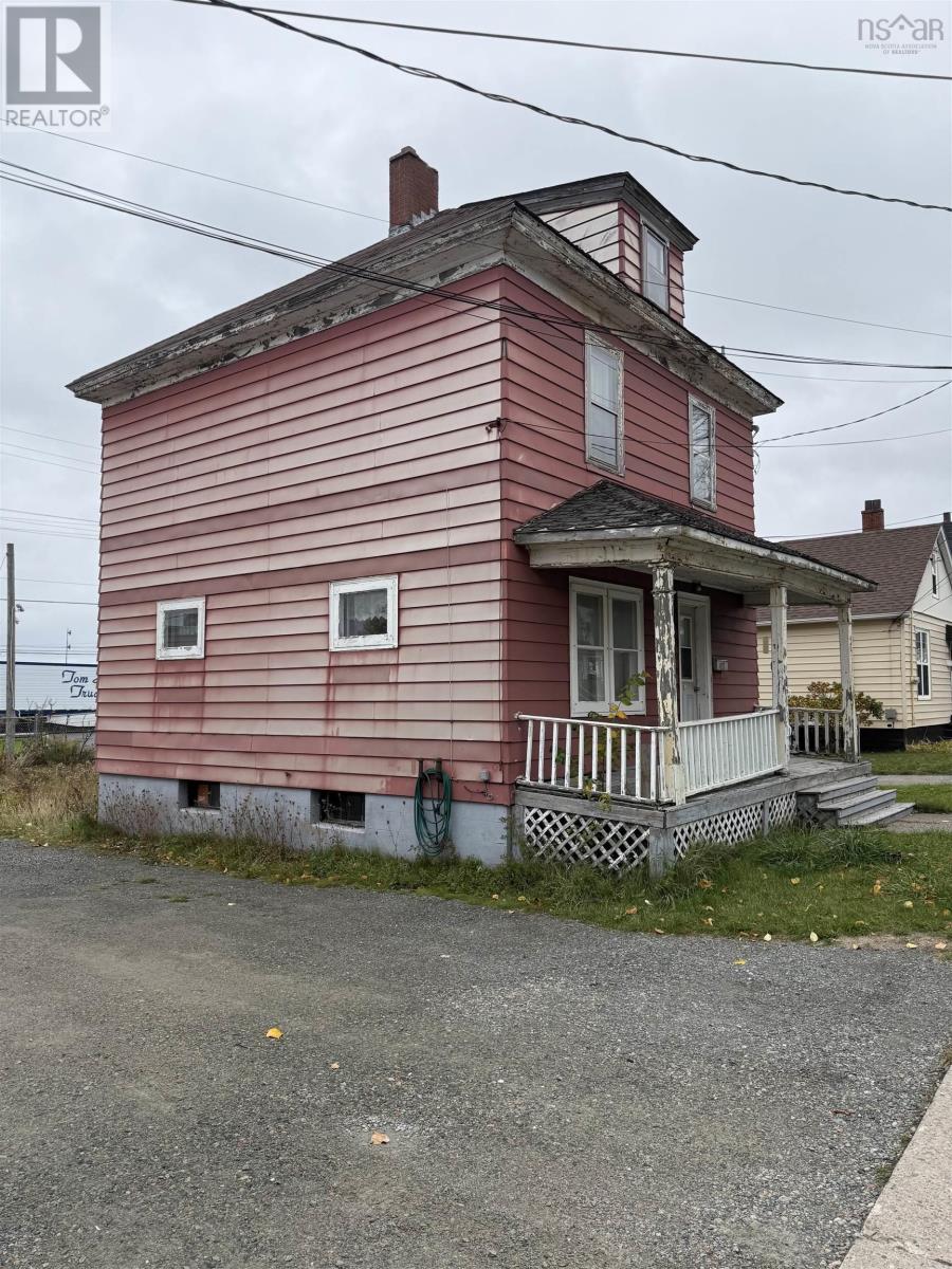 477 Townsand Street, Sydney, Nova Scotia  B1P 5G5 - Photo 5 - 202527066