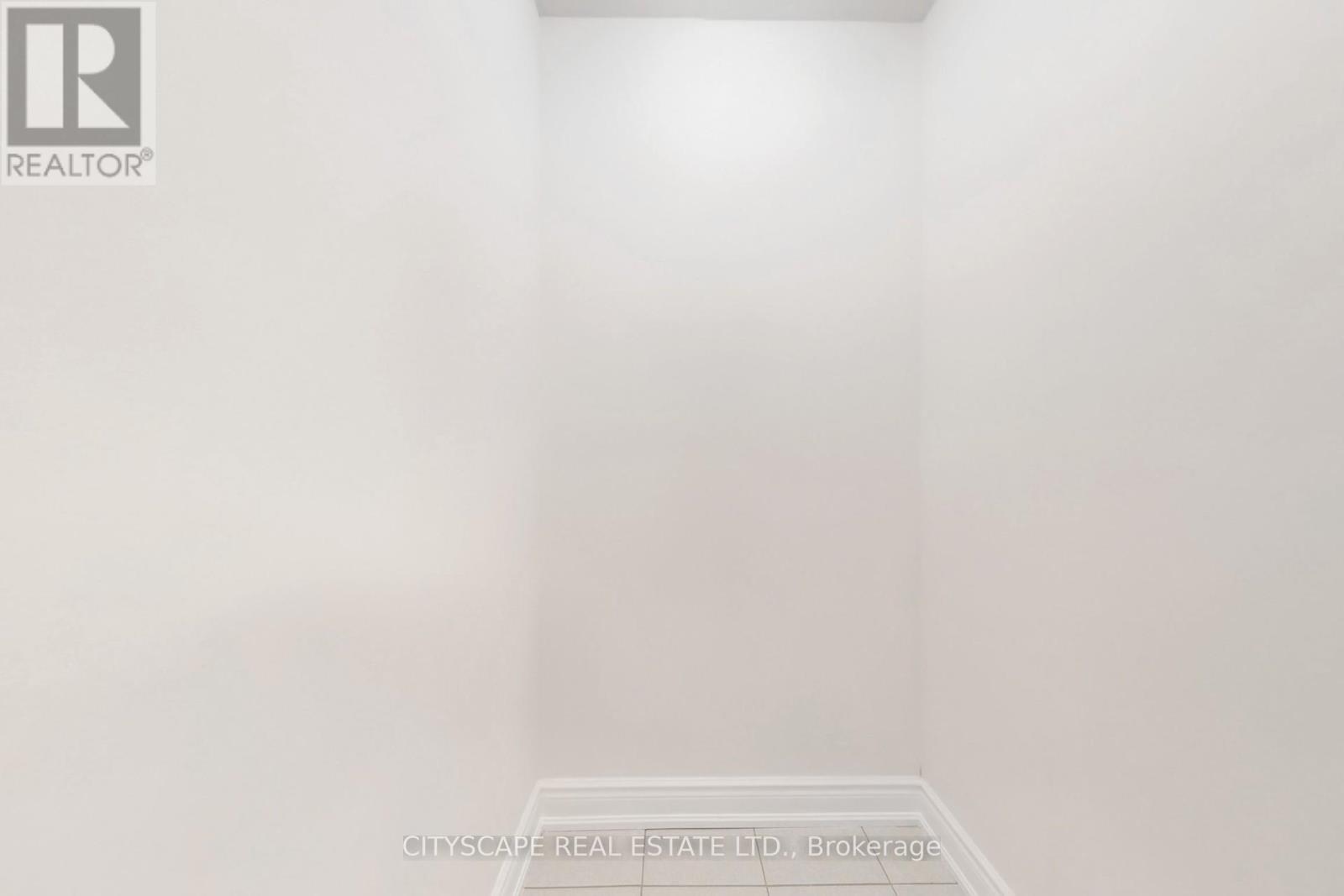 6 Marvin Avenue, Oakville, Ontario  L6H 0Z8 - Photo 13 - W12500964