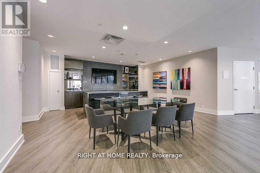 2208 - 10 Park Lawn Road, Toronto, Ontario  M8V 0H9 - Photo 17 - W12500980