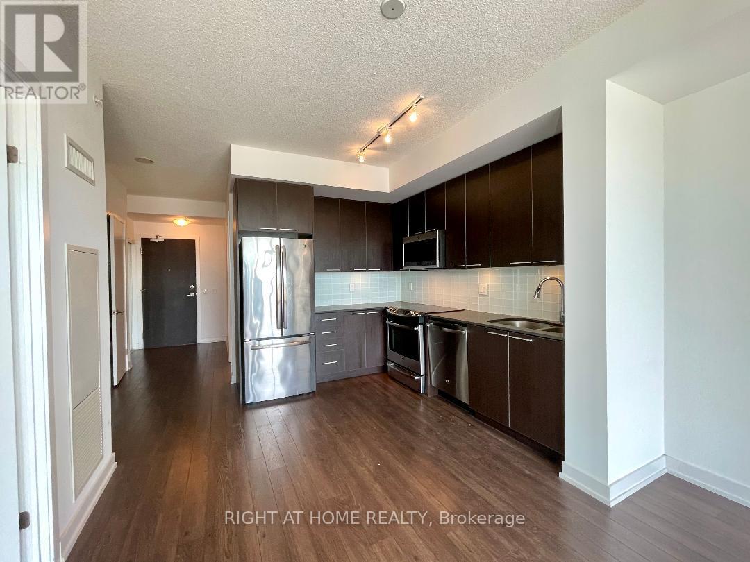 2208 - 10 Park Lawn Road, Toronto, Ontario  M8V 0H9 - Photo 5 - W12500980