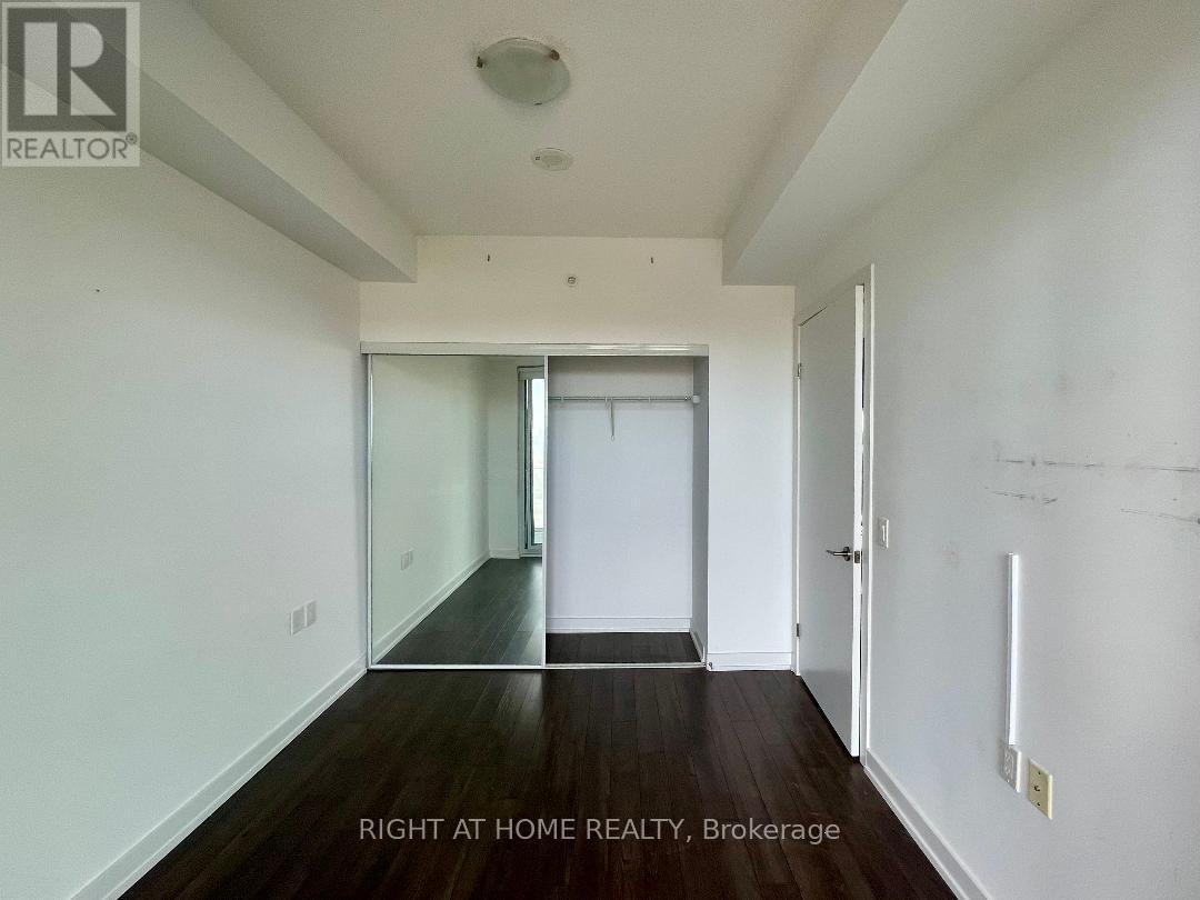 2208 - 10 Park Lawn Road, Toronto, Ontario  M8V 0H9 - Photo 9 - W12500980