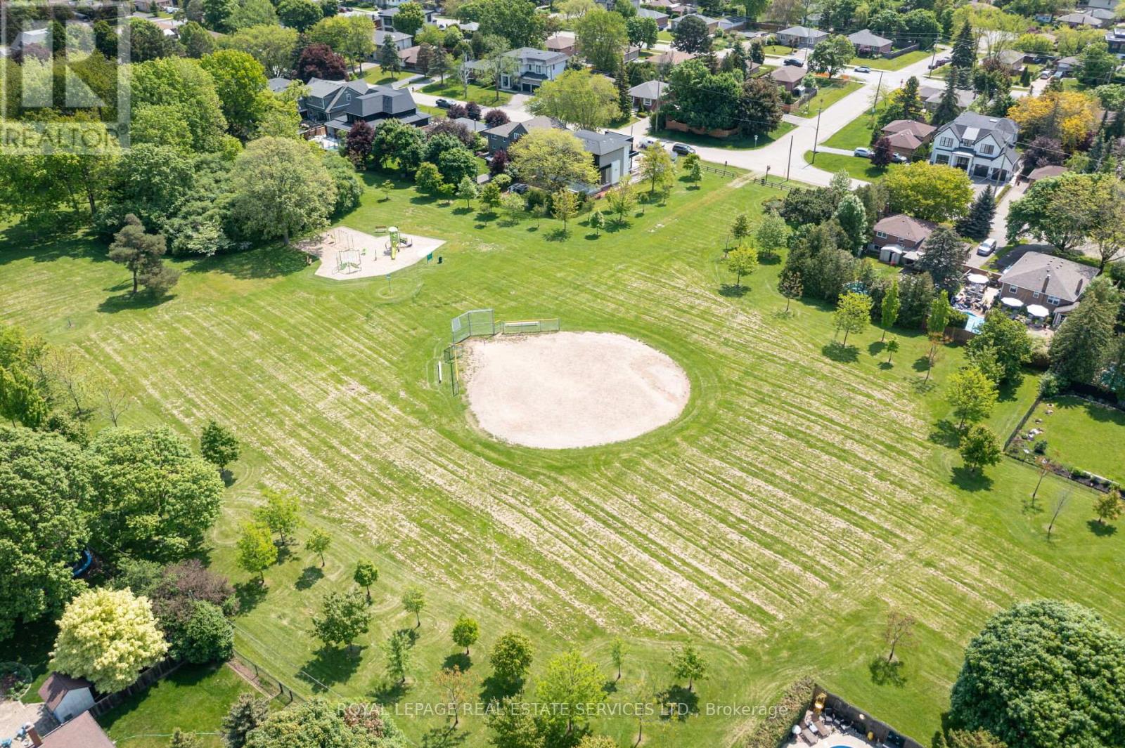 2088 Saxon Road, Oakville, Ontario  L6L 2V2 - Photo 40 - W12500998