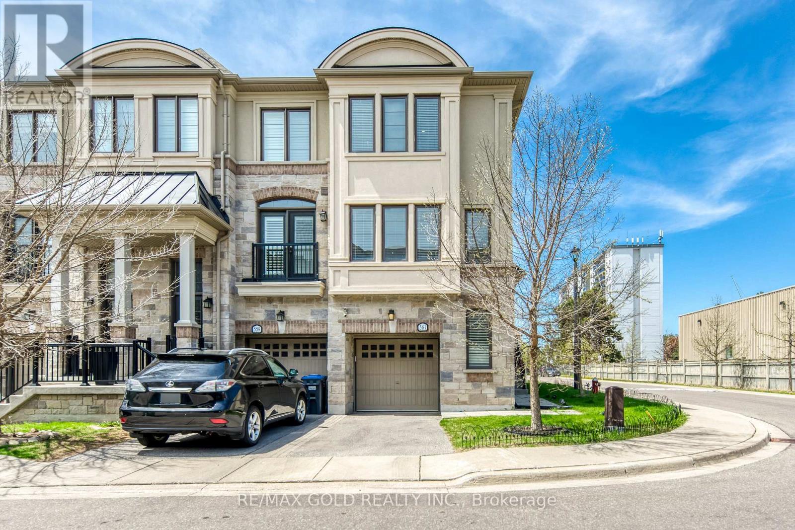 561 MERMAID CRESCENT, Mississauga, Ontario