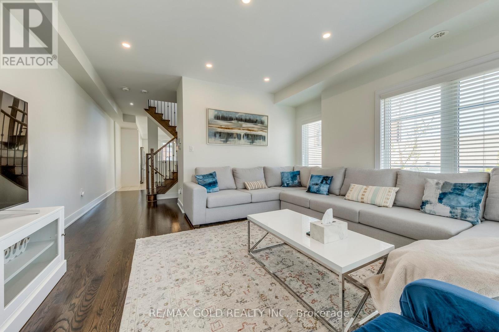 561 Mermaid Crescent, Mississauga, Ontario  L5G 1H9 - Photo 13 - W12501000