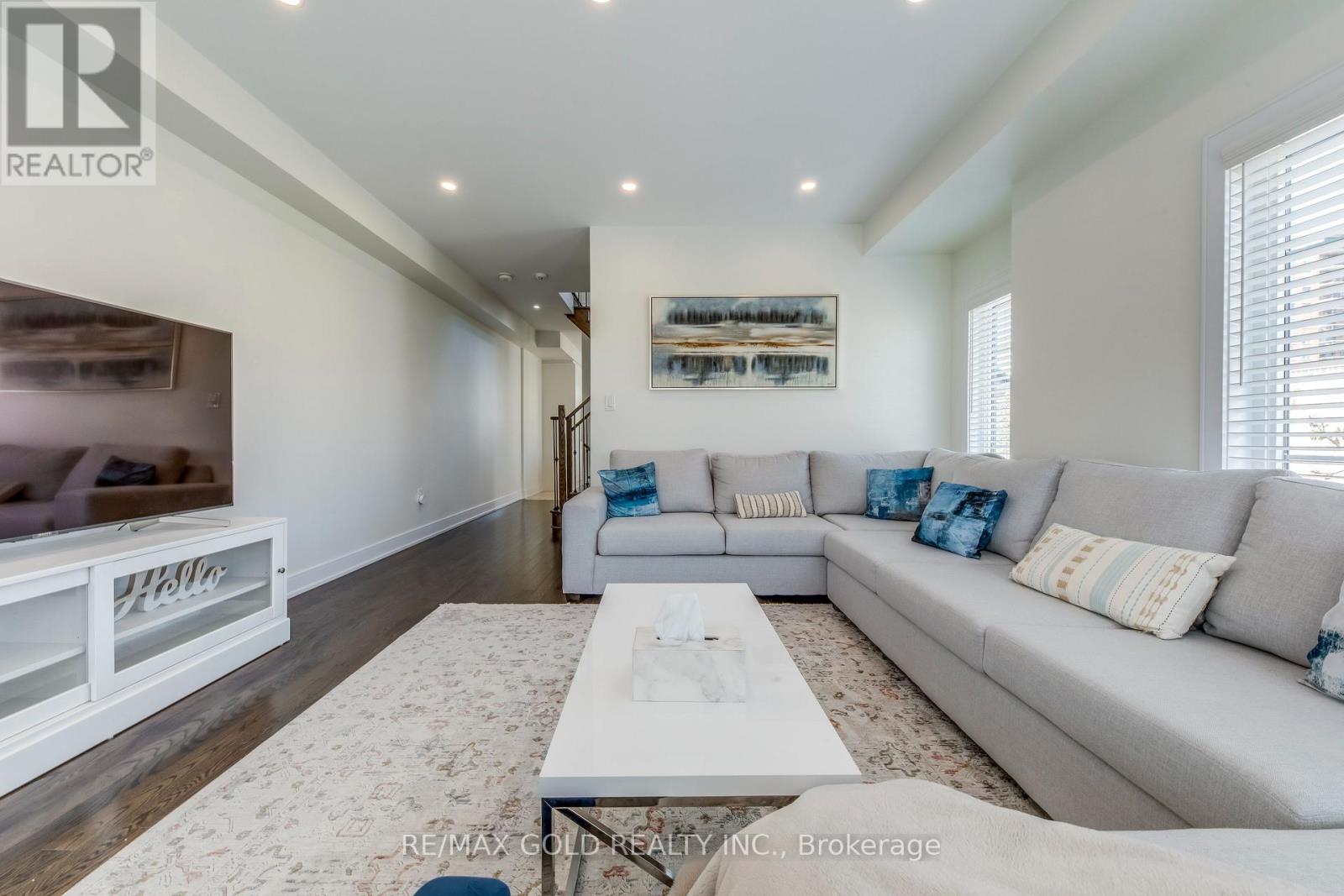 561 Mermaid Crescent, Mississauga, Ontario  L5G 1H9 - Photo 14 - W12501000