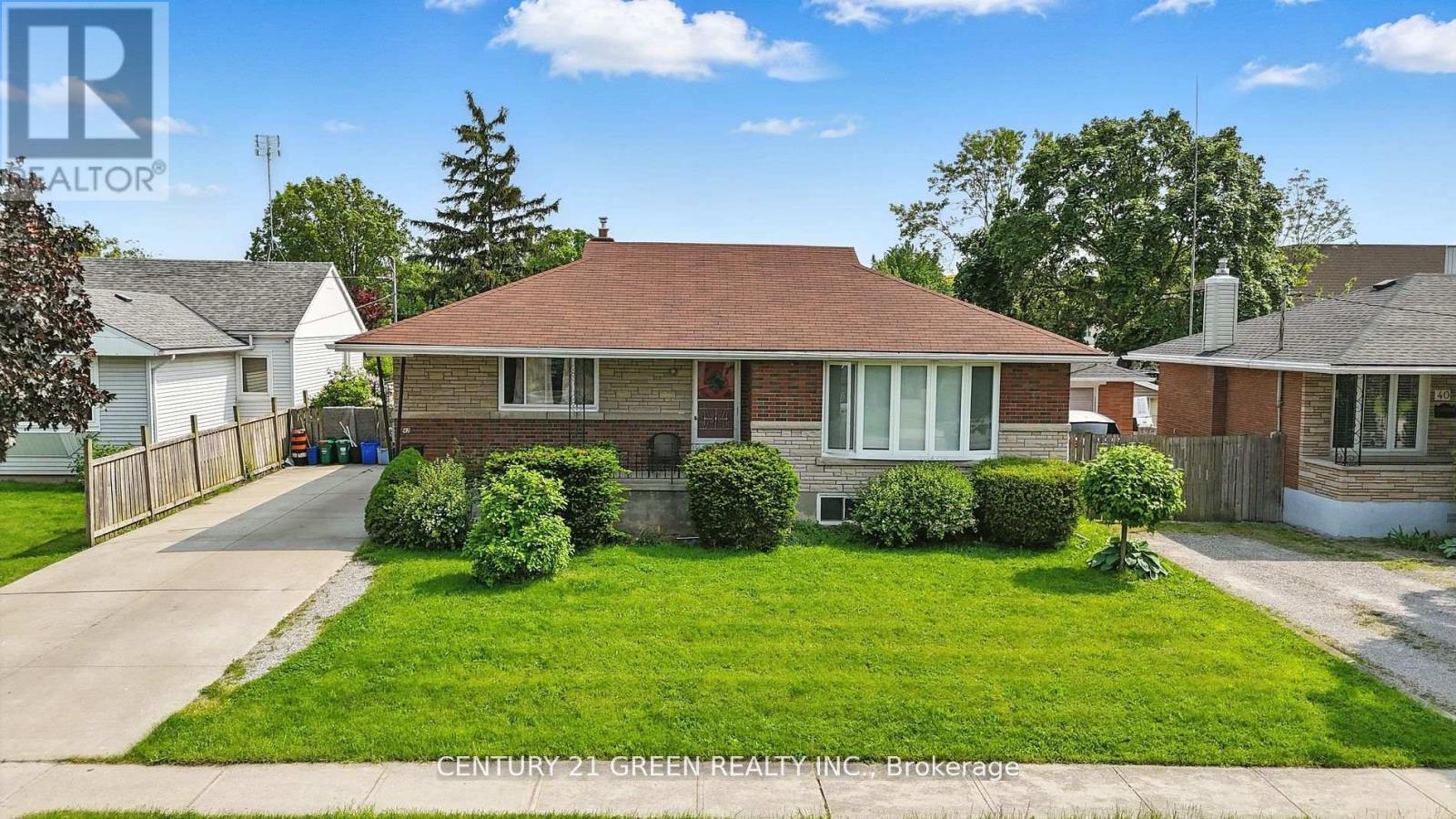 42 BLOOMFIELD AVENUE, St. Catharines, Ontario