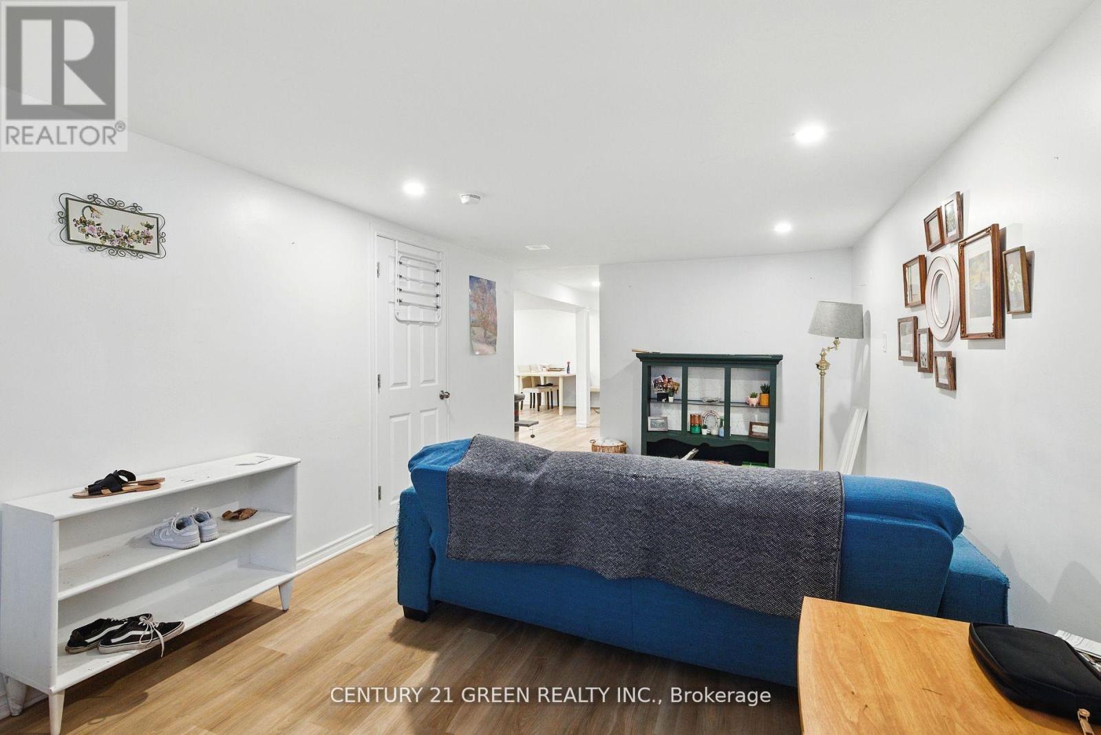 42 Bloomfield Avenue, St. Catharines, Ontario  L2P 1X3 - Photo 16 - X12500954