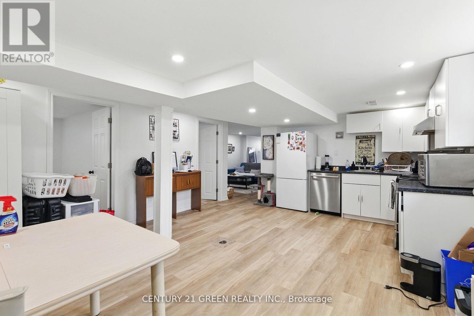 42 Bloomfield Avenue, St. Catharines, Ontario  L2P 1X3 - Photo 19 - X12500954