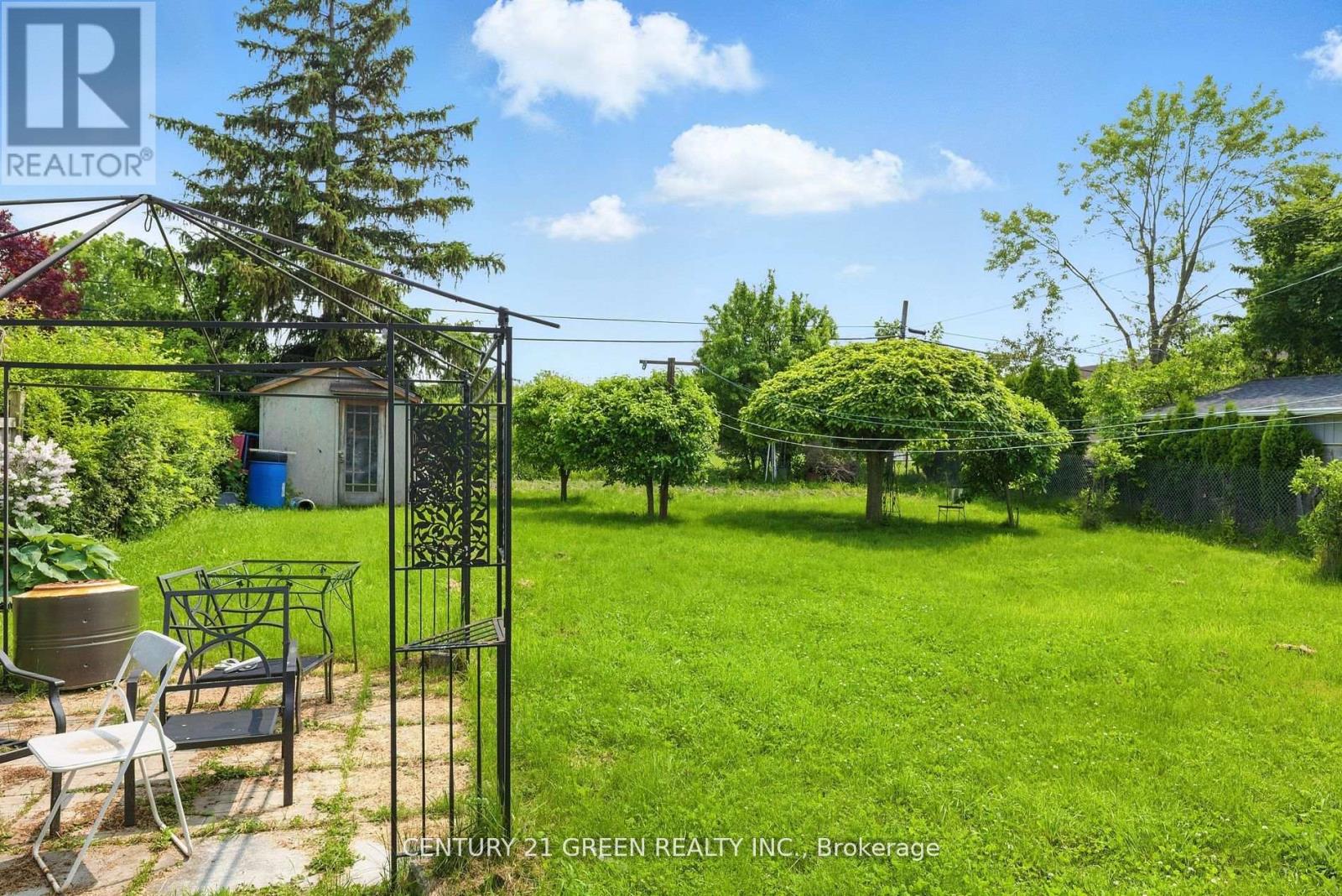 42 Bloomfield Avenue, St. Catharines, Ontario  L2P 1X3 - Photo 27 - X12500954