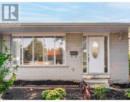 986 MCBRIDE AVENUE, Mississauga, Ontario