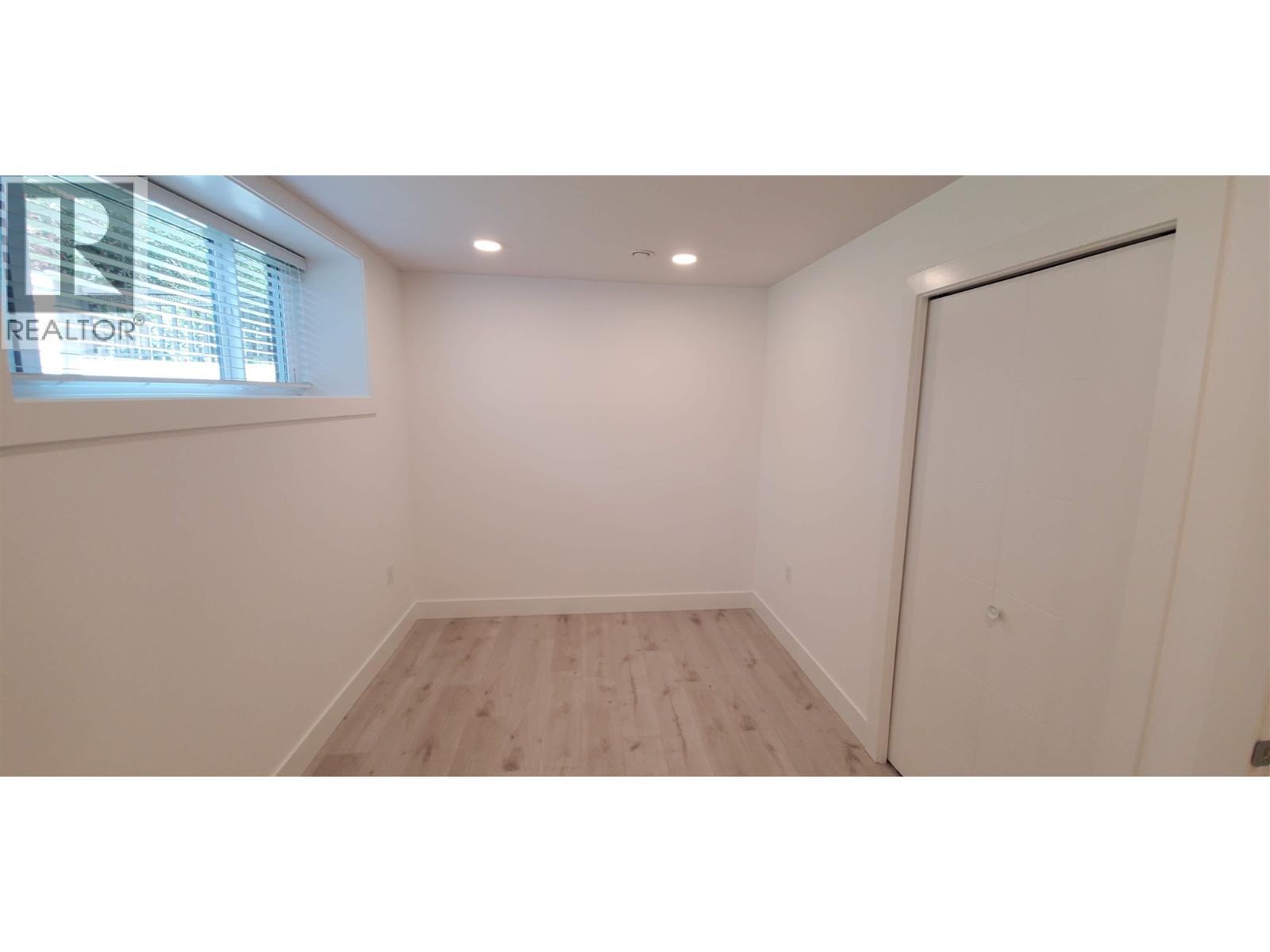 Lower 1xx W 43 Avenue, Vancouver, British Columbia  V5Y 2T7 - Photo 23 - R3063871