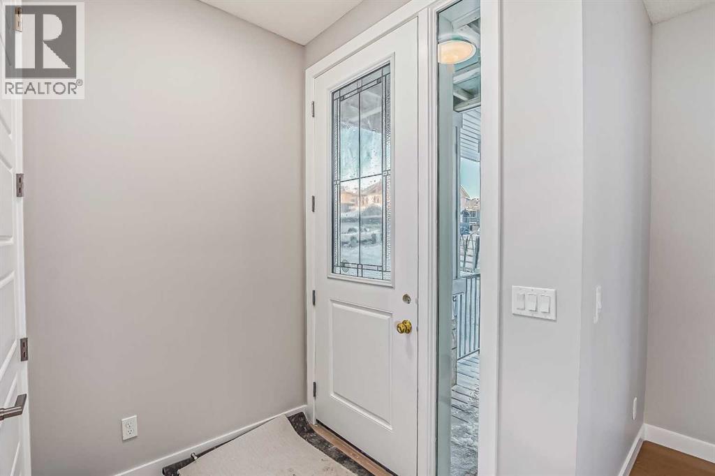 23 Agate Road, Cochrane, Alberta  T4C 3B9 - Photo 3 - A2201917