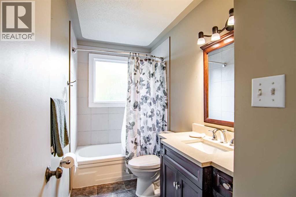 31 Bettenson Street, Red Deer, Alberta  T4R 1J5 - Photo 15 - A2257139