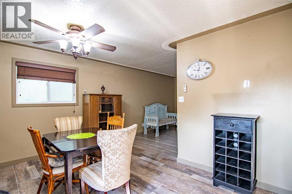 31 Bettenson Street, Red Deer, Alberta  T4R 1J5 - Photo 13 - A2257139