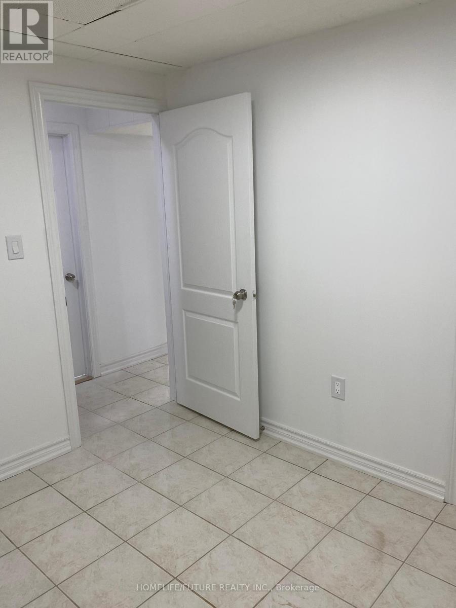 Bsmt - 114 Marcella Street, Toronto, Ontario  M1G 1L4 - Photo 9 - E12493946