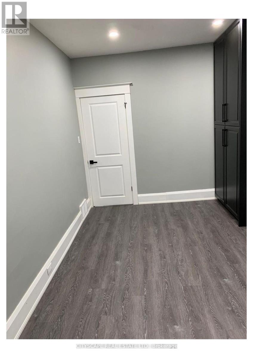 1 - 101 Dawes Road, Toronto, Ontario  M4C 5B2 - Photo 11 - E12501006