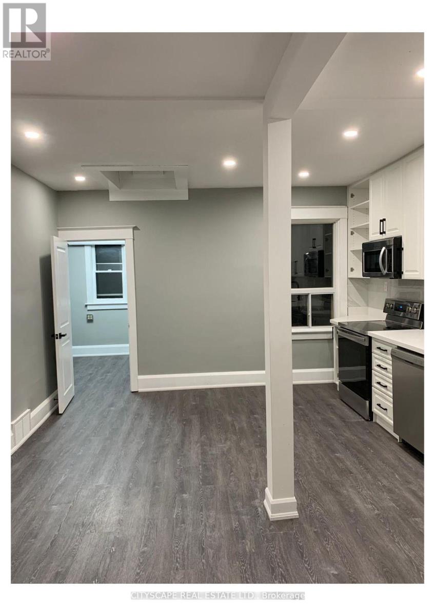 1 - 101 Dawes Road, Toronto, Ontario  M4C 5B2 - Photo 5 - E12501006