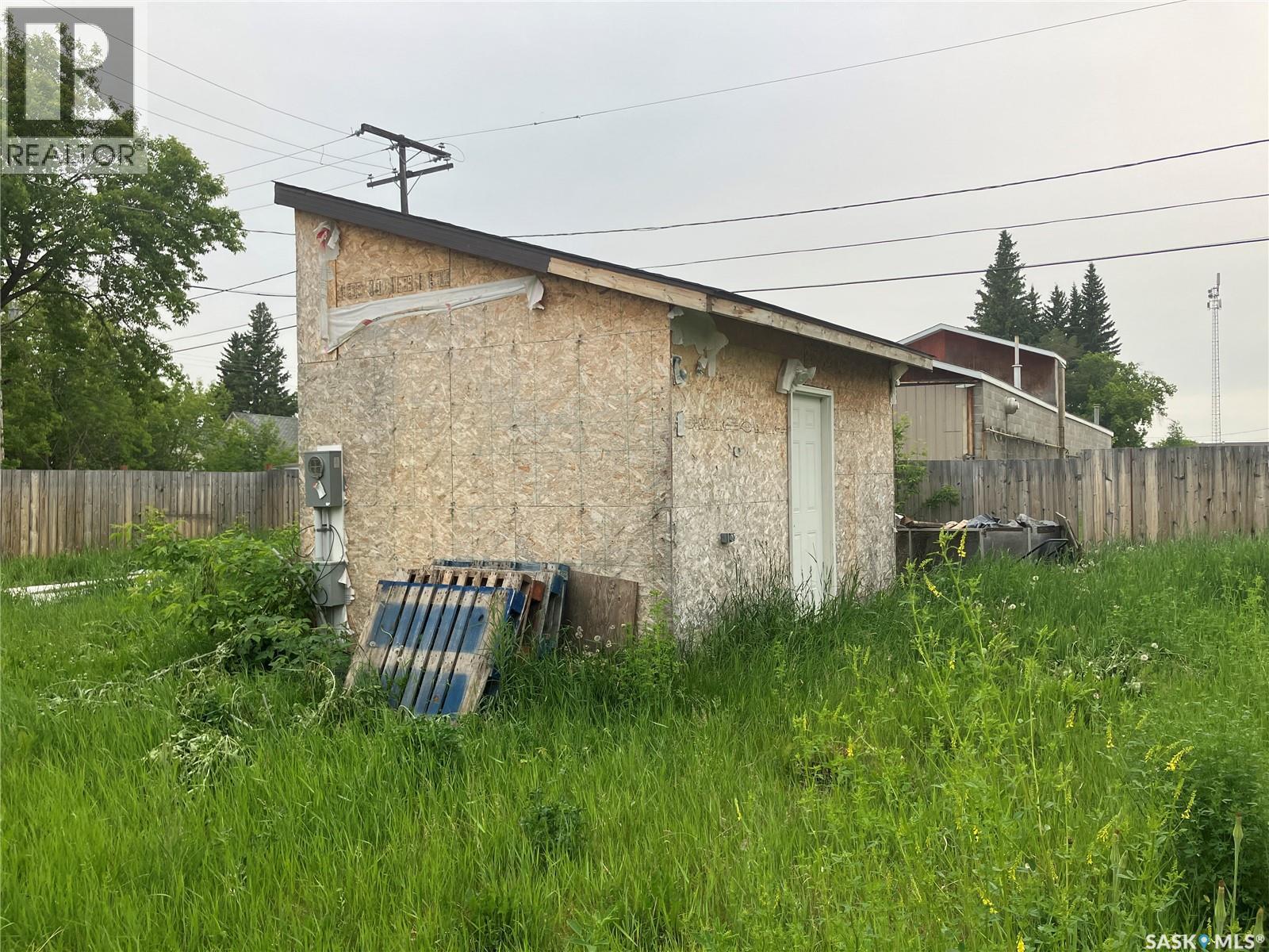 201 Railway Avenue, White Fox, Saskatchewan  S0J 3B0 - Photo 4 - SK010327