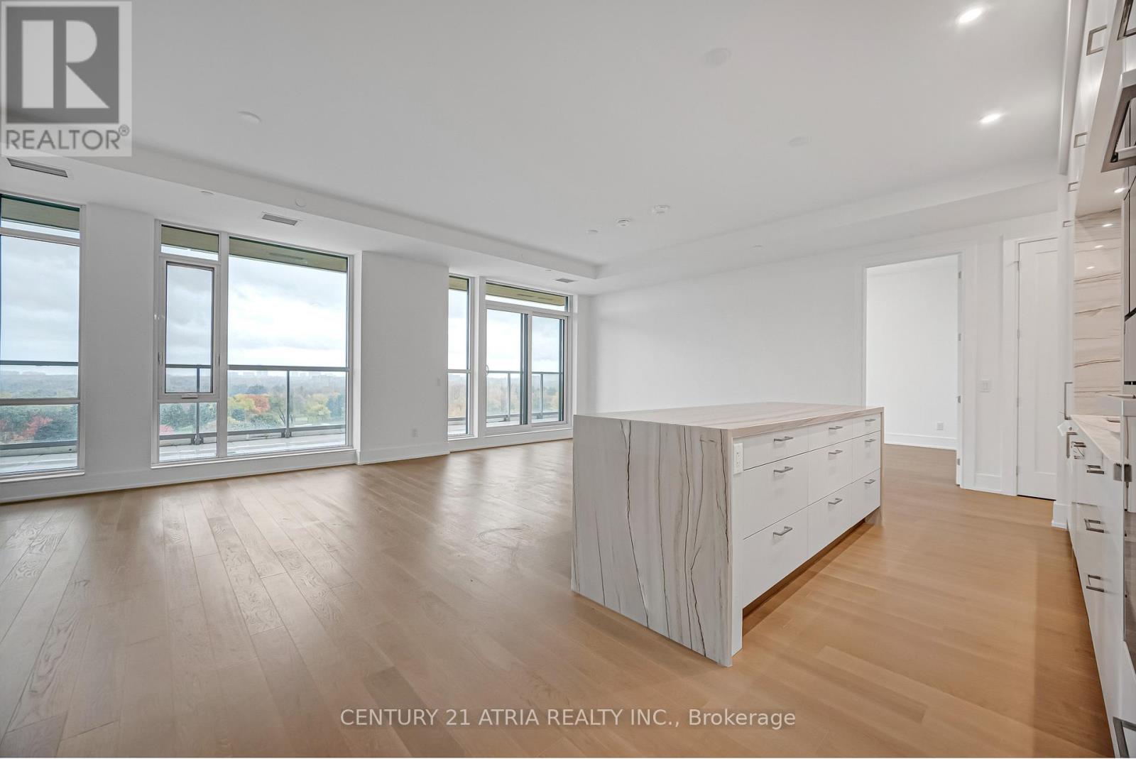 806 - 397 Royal Orchard Boulevard, Markham, Ontario  L3T 0H3 - Photo 8 - N12499282