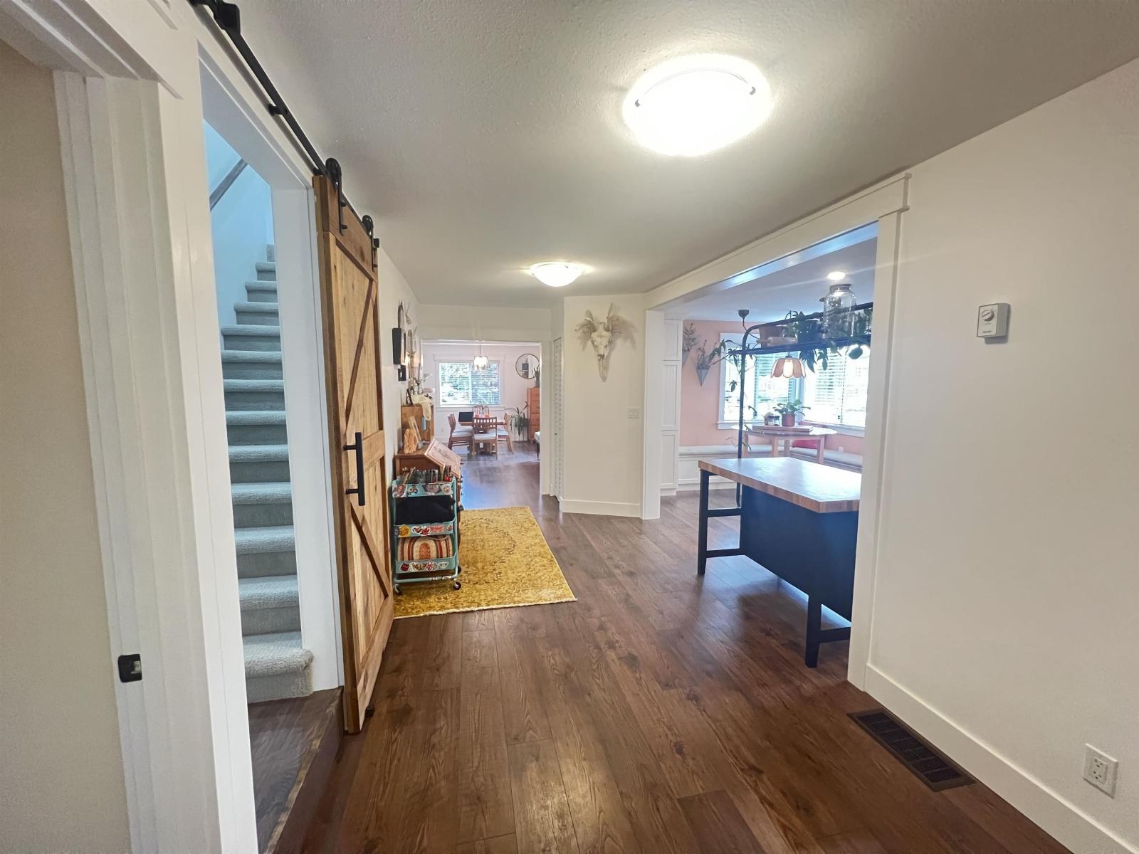 35107 Mcewen Avenue, Mission, British Columbia  V2V 6R3 - Photo 10 - R3052659