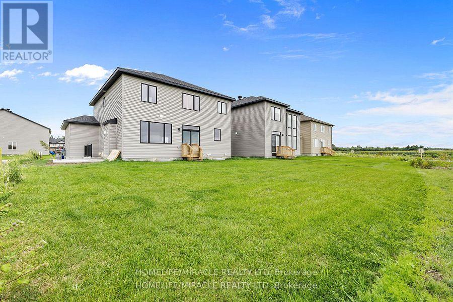 1969 Hawker Private, Ottawa, Ontario  K0A 1L0 - Photo 23 - X12476320