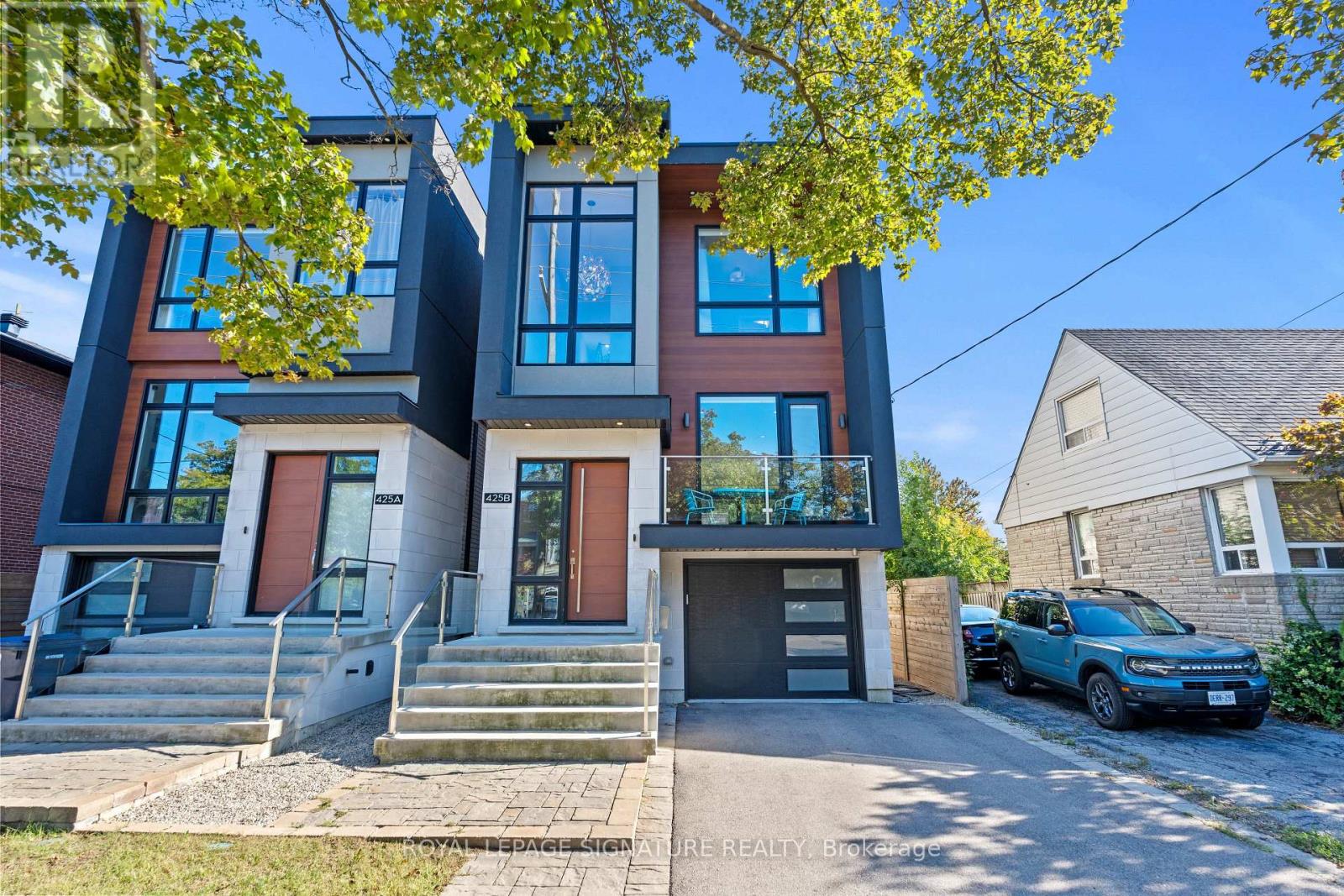 425B VALERMO DRIVE, Toronto, Ontario