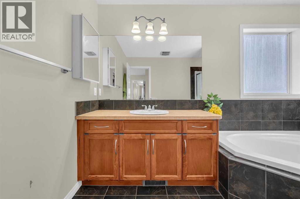 90 Panamount Plaza, Calgary, Alberta  T3K 0J8 - Photo 35 - A2263223