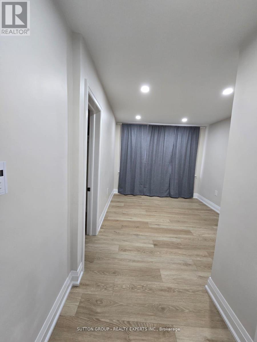 140 Napier Street, Sarnia, Ontario  N7T 6E6 - Photo 13 - X12501032