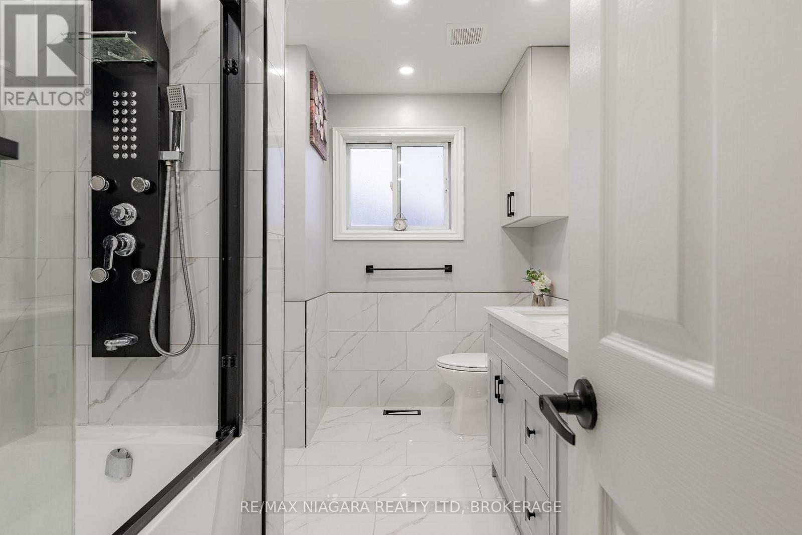 201 Windsor Street, Welland (Broadway), Ontario  L3C 7E3 - Photo 26 - X12495806