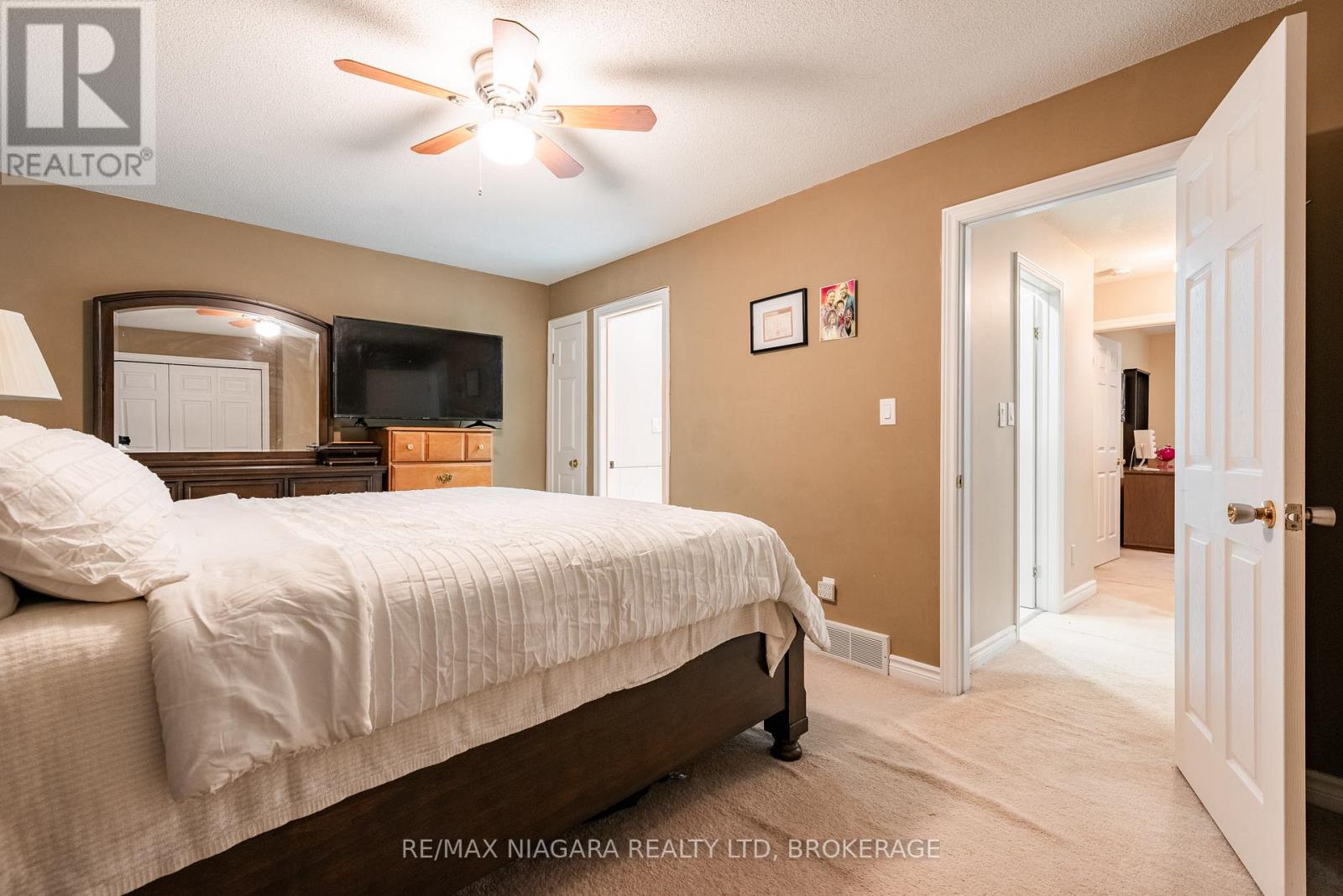 201 Windsor Street, Welland (Broadway), Ontario  L3C 7E3 - Photo 22 - X12495806