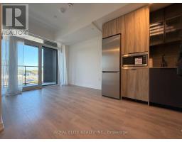 513 - 1037 THE QUEENSWAY, Toronto, Ontario