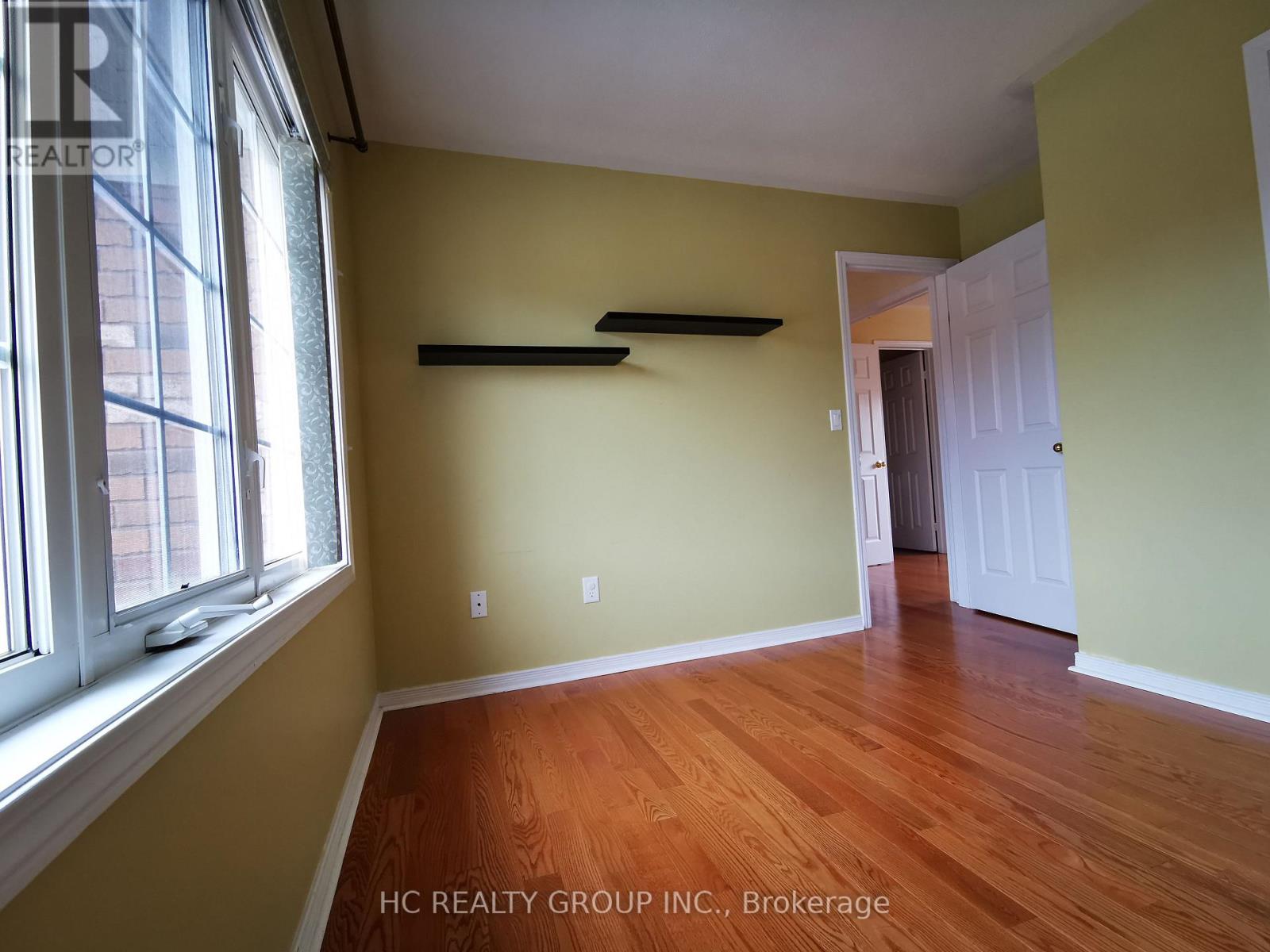 16 Vecchia Street, Markham, Ontario  L6E 1P4 - Photo 10 - N12501044