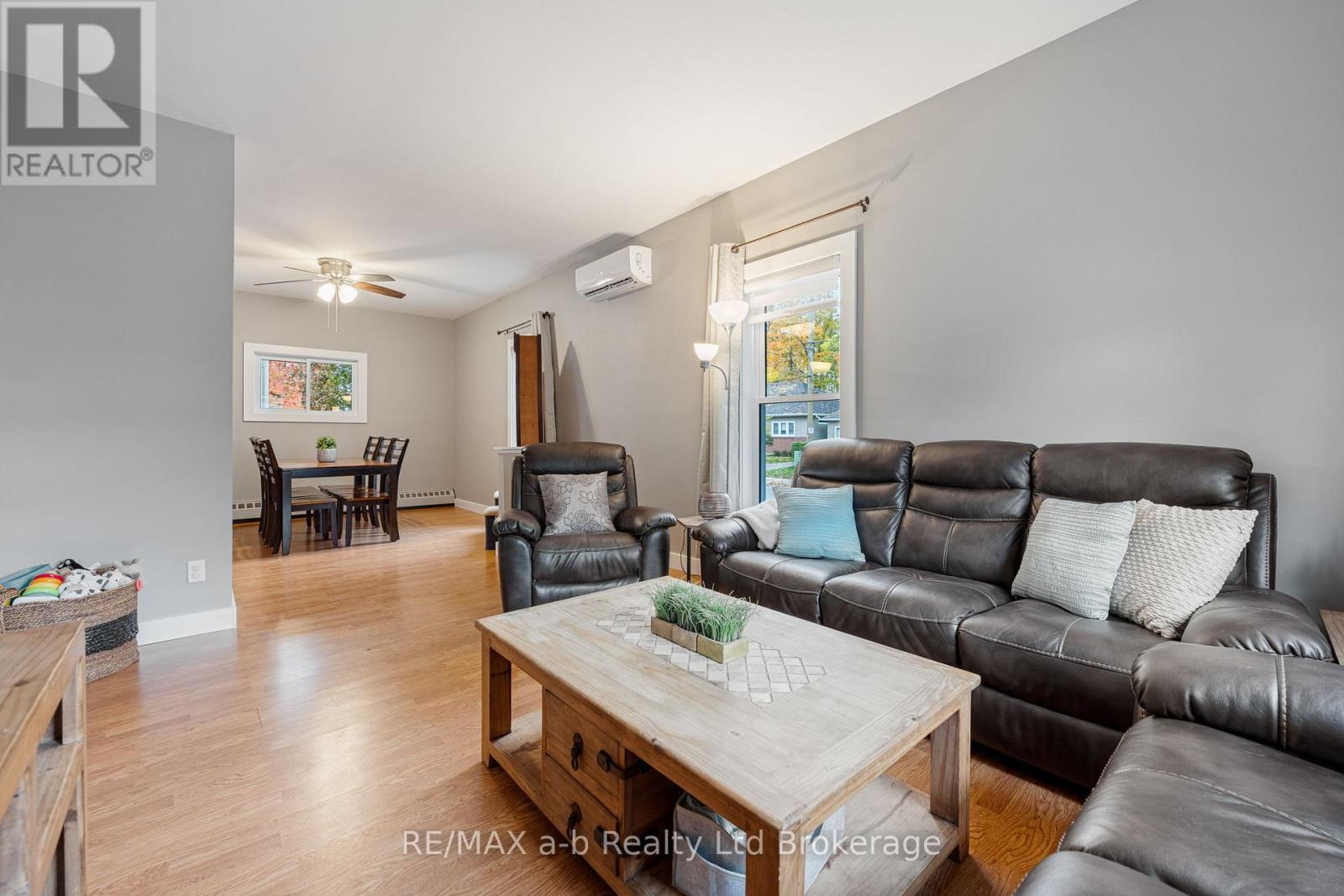 31 CONCESSION STREET W, Tillsonburg, Ontario