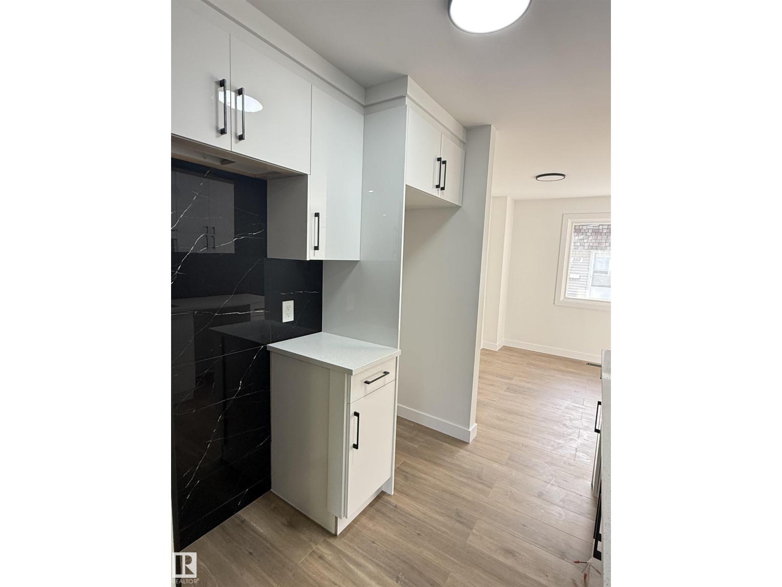 713 Village On The Green Nw, Edmonton, Alberta  T5A 1H2 - Photo 8 - E4464292