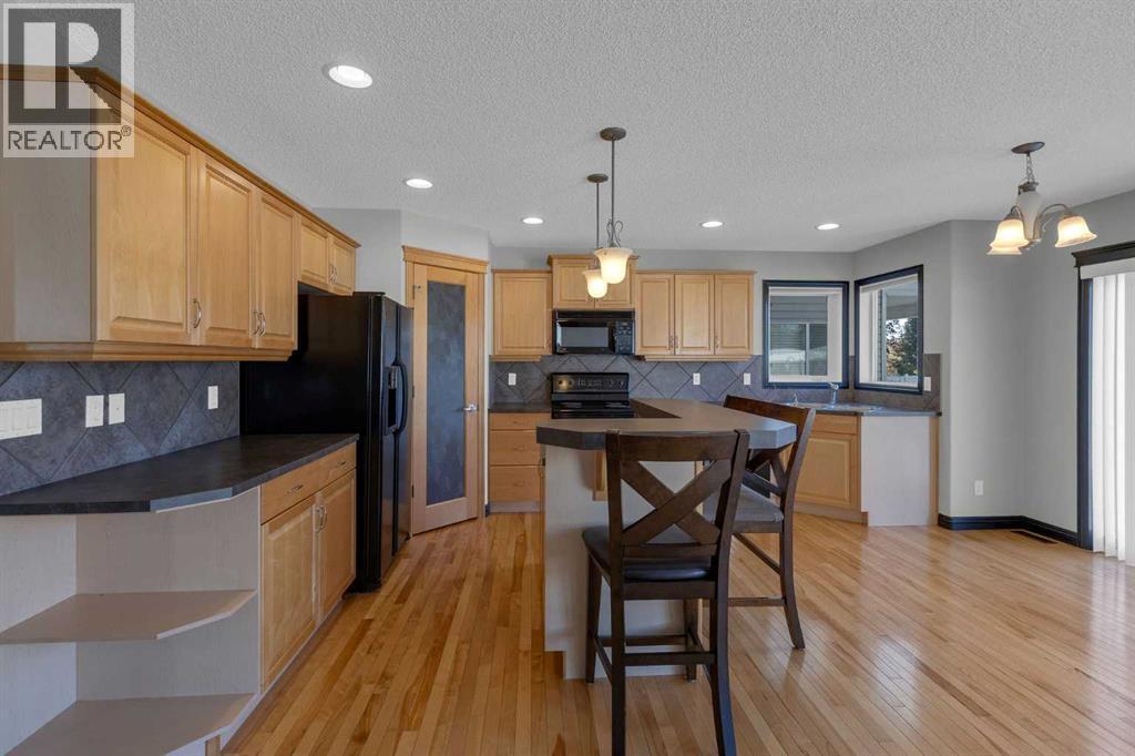 368 Kincora Drive Nw, Calgary, Alberta  T3R 1N3 - Photo 9 - A2262997