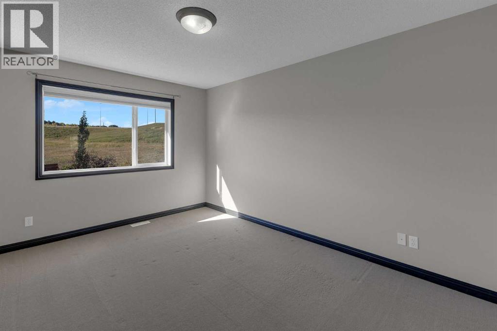 368 Kincora Drive Nw, Calgary, Alberta  T3R 1N3 - Photo 17 - A2262997