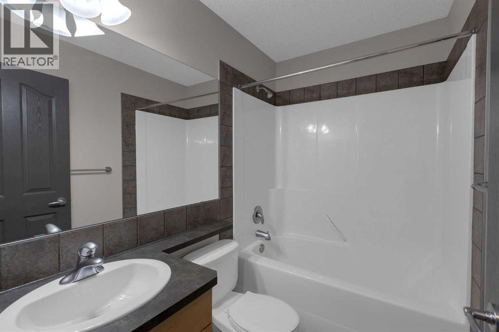 368 Kincora Drive Nw, Calgary, Alberta  T3R 1N3 - Photo 25 - A2262997