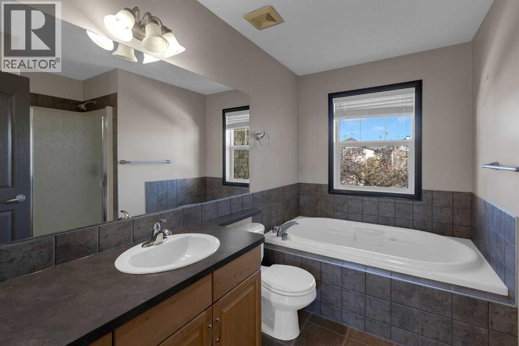 368 Kincora Drive Nw, Calgary, Alberta  T3R 1N3 - Photo 20 - A2262997