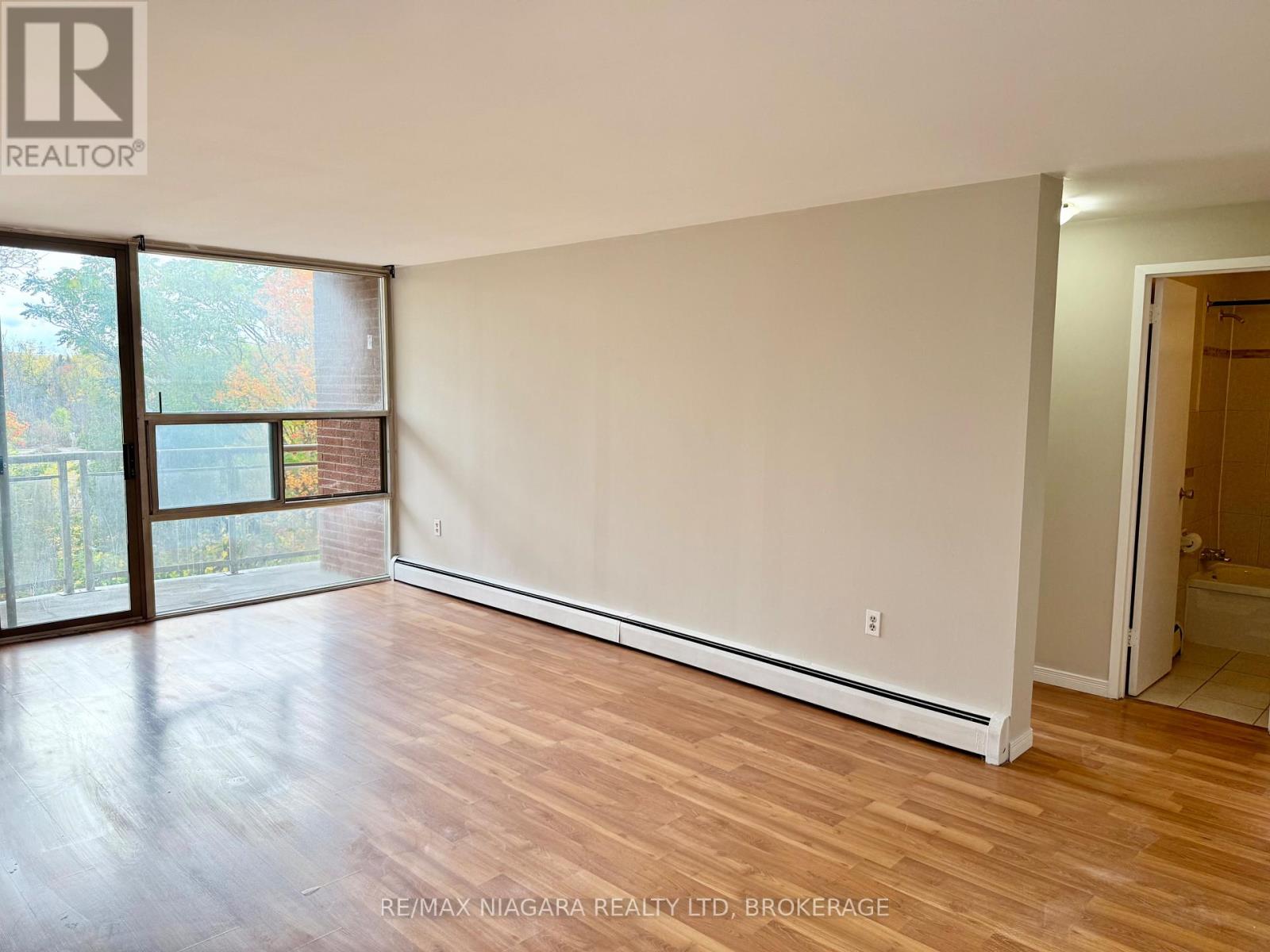 309 - 7 Riverview Boulevard, St. Catharines, Ontario  L2T 3L5 - Photo 11 - X12479306