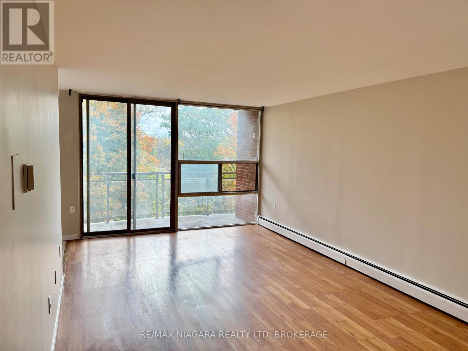 309 - 7 Riverview Boulevard, St. Catharines, Ontario  L2T 3L5 - Photo 12 - X12479306